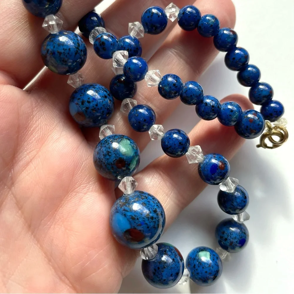 🦄 ⚡️💜 SALE speckled art glass graduated bead choker necklace w/ crystal